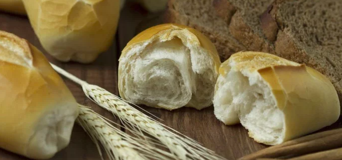 Klasični bijeli kruh: neizostavni dio jelovnika